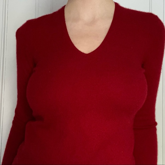 red cashmere vneck - Picture 2 of 12